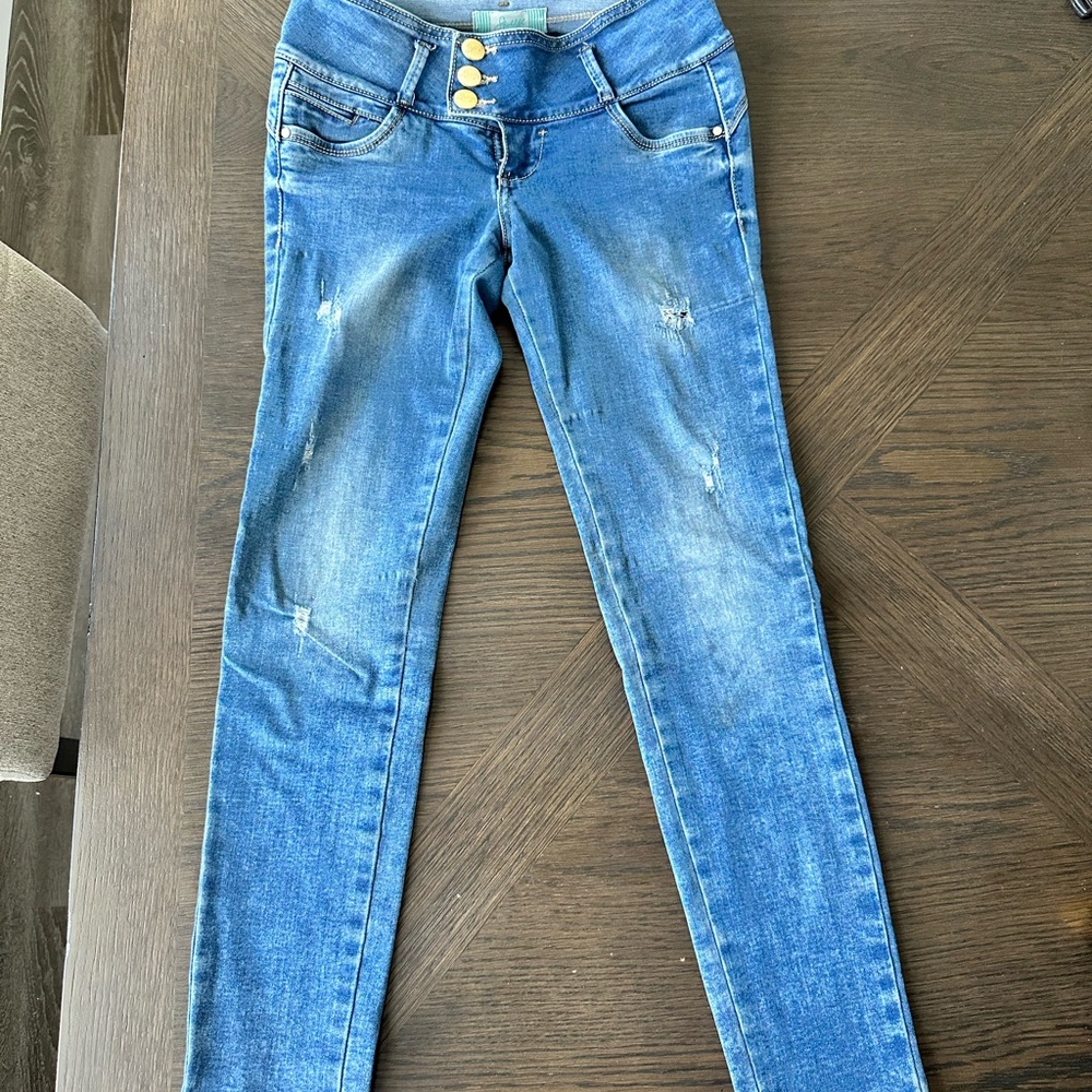 Blue Women's Skinny booty lift Jeans